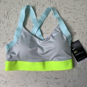 Nike pro Indy bra